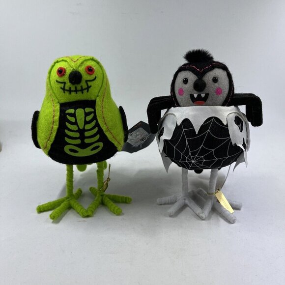 Featherly Friends XRay Skiiter Bird Figurine Target 2024 Hyde‎ & Eeek - Picture 2 of 9